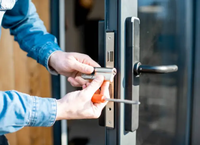 commercial lock services for your businesses